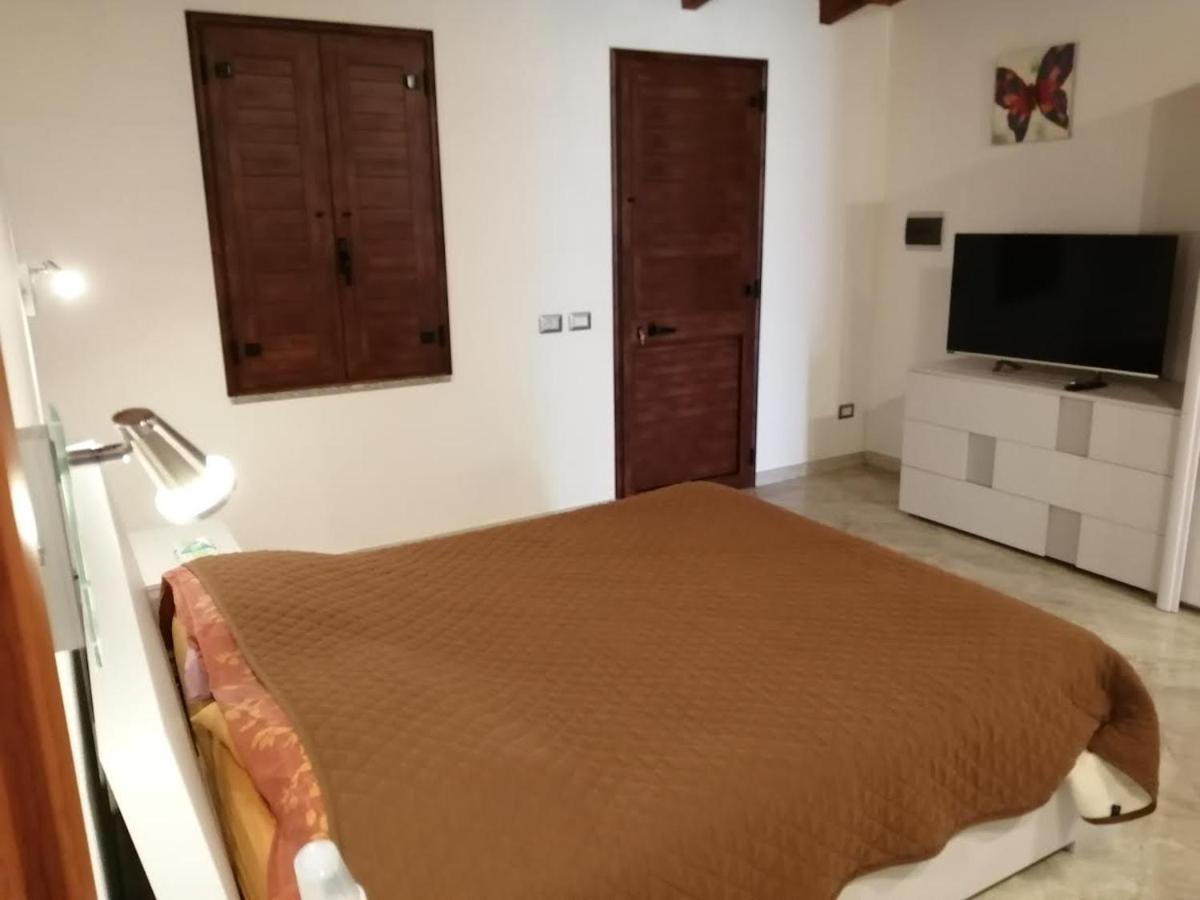 Il Frutteto Bed & Breakfast Torre delle Stelle Ngoại thất bức ảnh