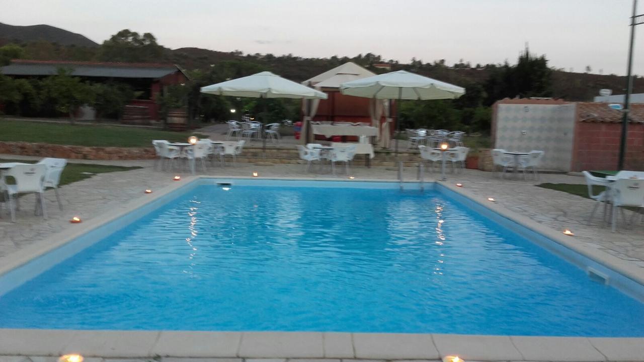 Il Frutteto Bed & Breakfast Torre delle Stelle Ngoại thất bức ảnh